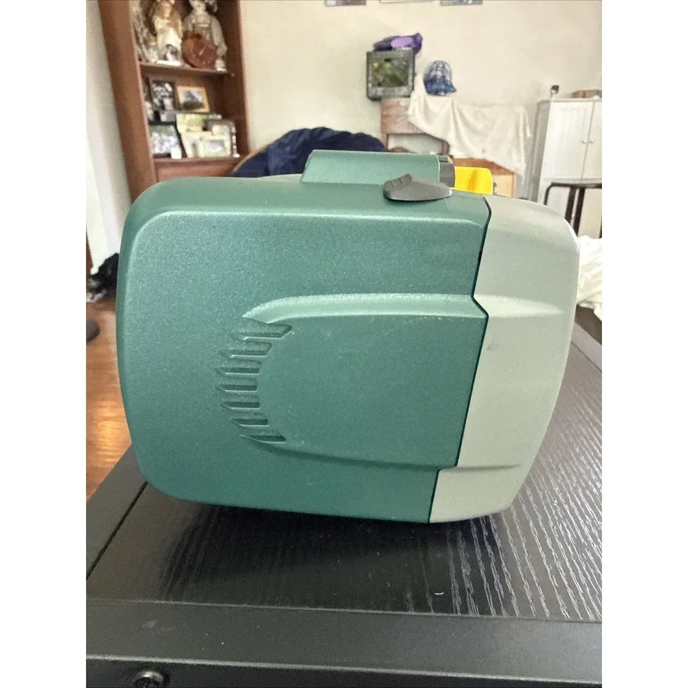 Polaroid OneStep Express Green Vintage Instant Camera Classic Design *For Parts
